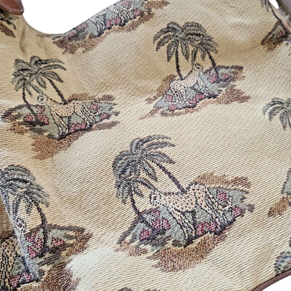 90s Vtg Bueno Large Tan Tapestry Cheetah Tree Animal Shoulder Bag w/ Coin Purse - Picture 10 of 10